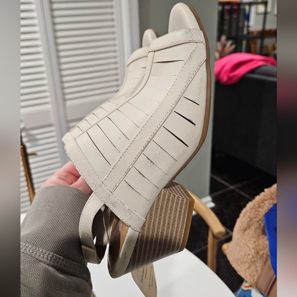 NATURAL SOUL Dayna Shell mooth Cream Slingback Stacked BlockHeel Sandals.6.5 NWT - Picture 9 of 15